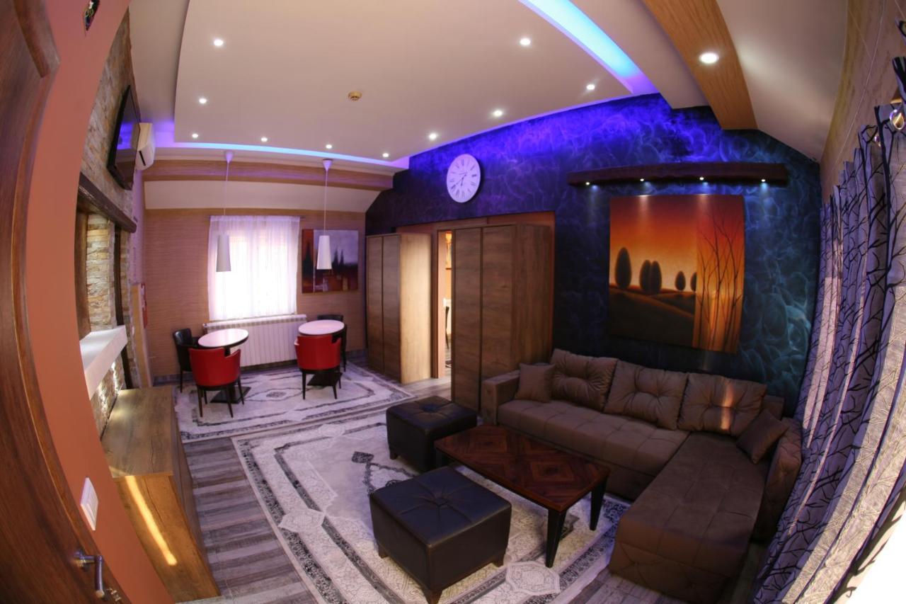 Rooms&restaurant 43 Отель типа 