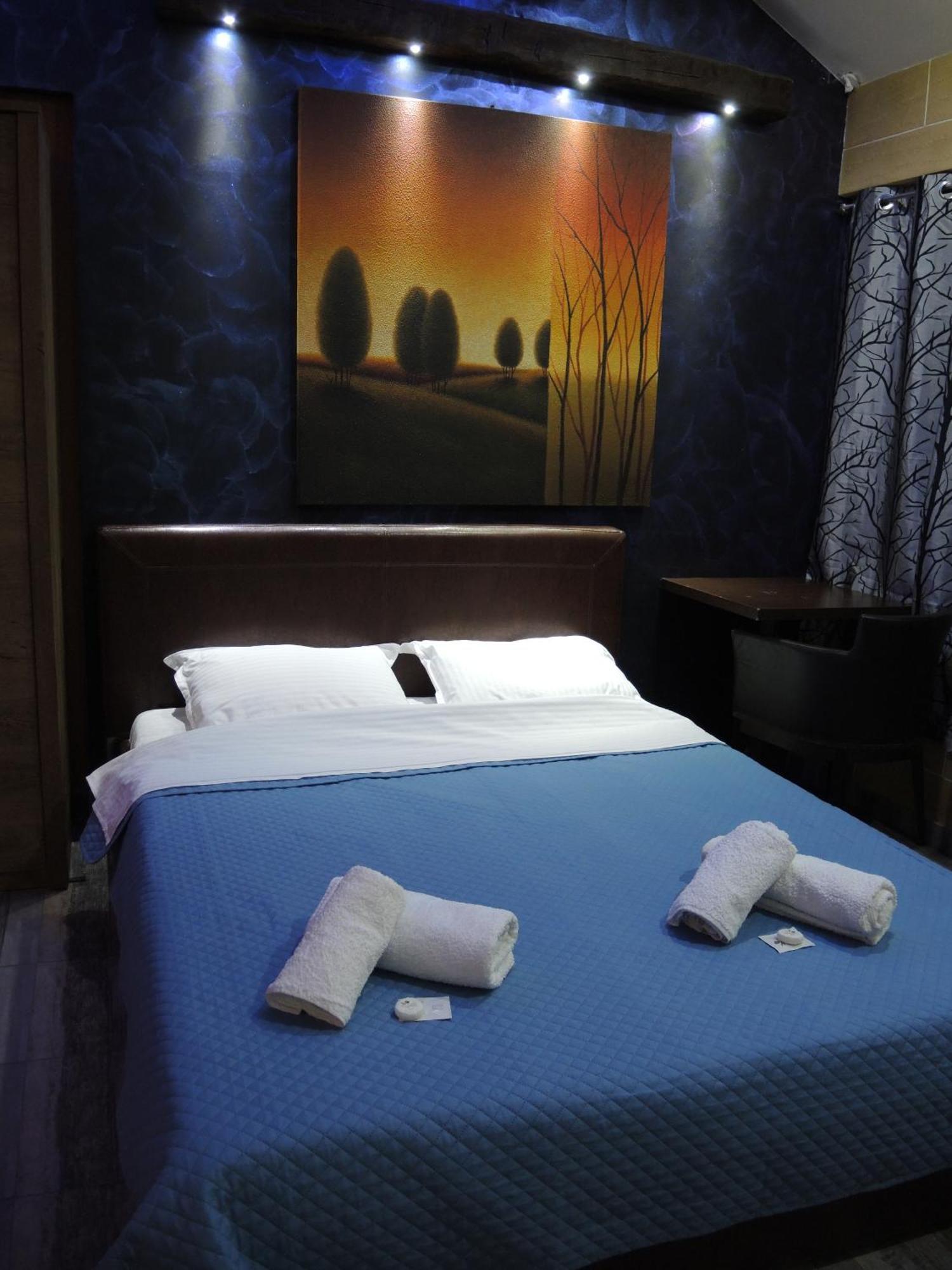 Rooms&restaurant 43 *