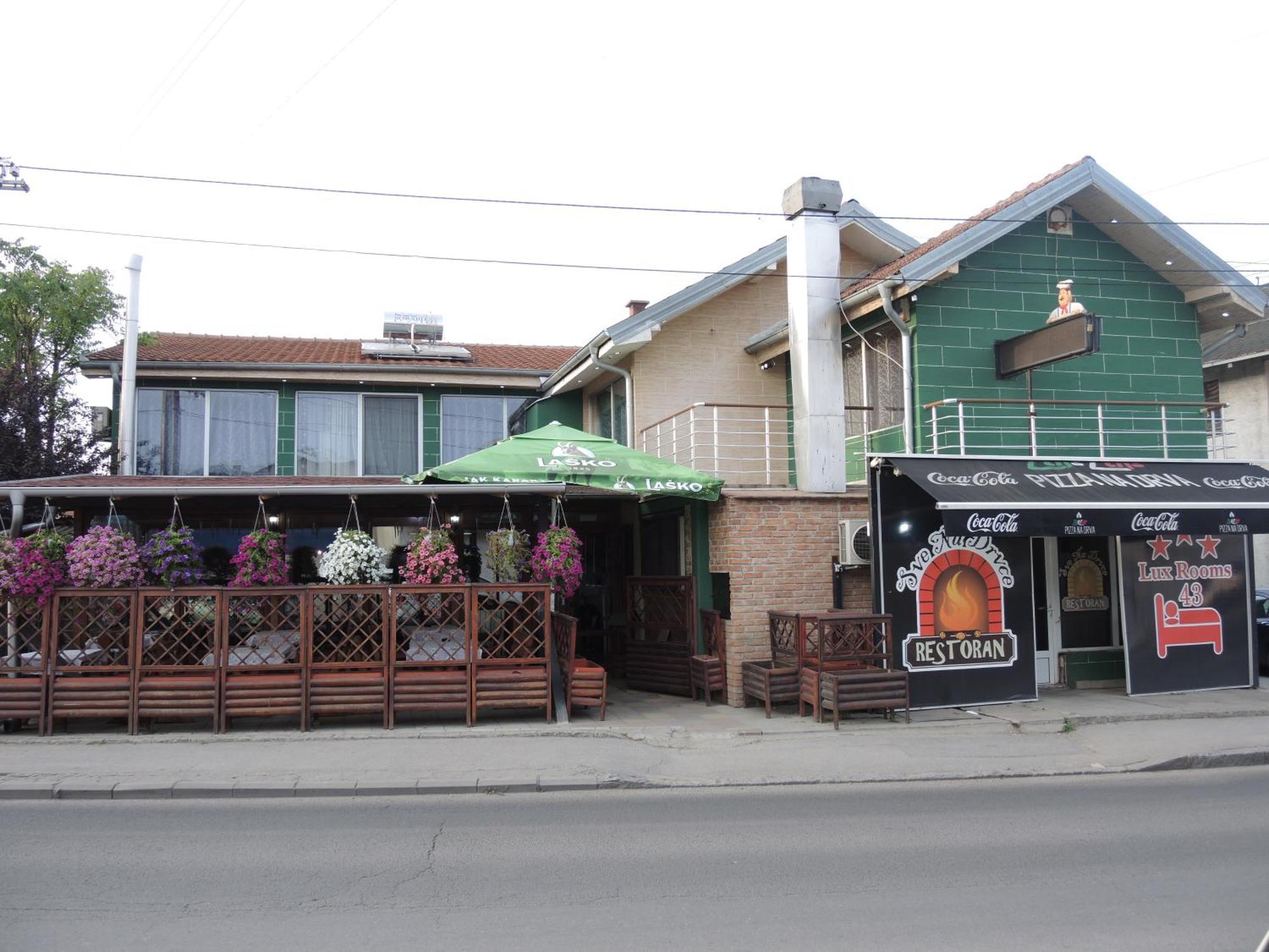 Rooms&restaurant 43 Отель типа 