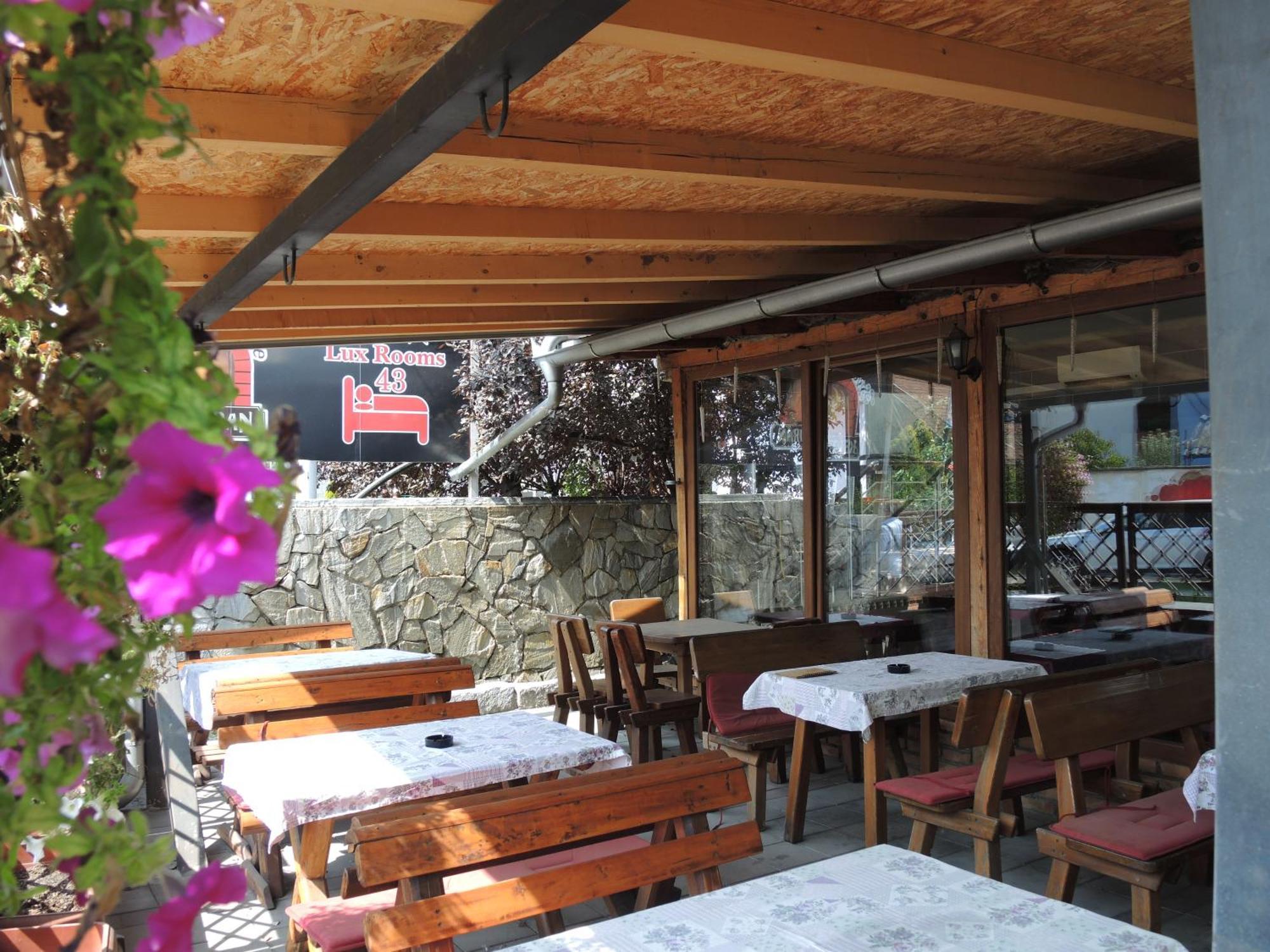 Rooms&restaurant 43 Отель типа 